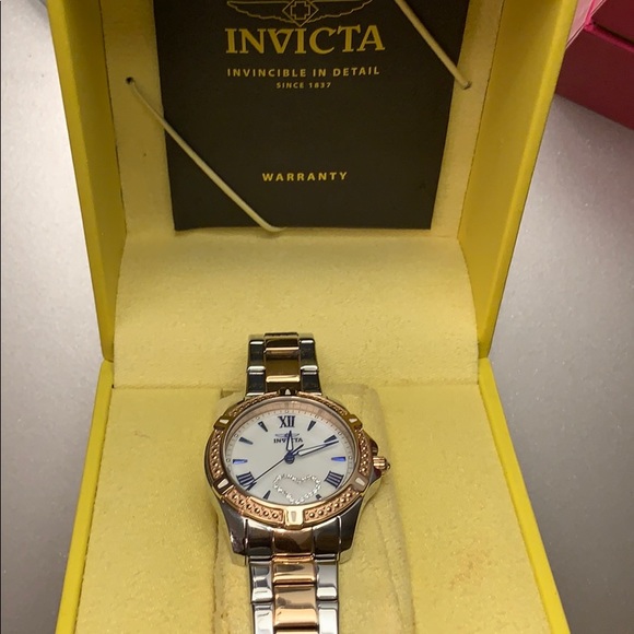 💕SOLD💕   LADIES INVICTA WATCH / ANGEL 😇 - Picture 4 of 8
